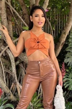 Honeybum As If Flower Top