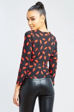 Honeybum Sealed Lips Top