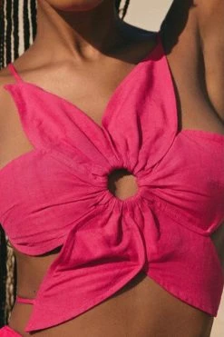 Honeybum As If Flower Top