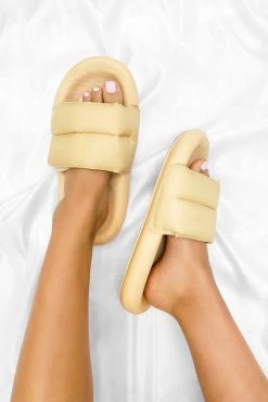 Lemonade Next Level Puffer Slides